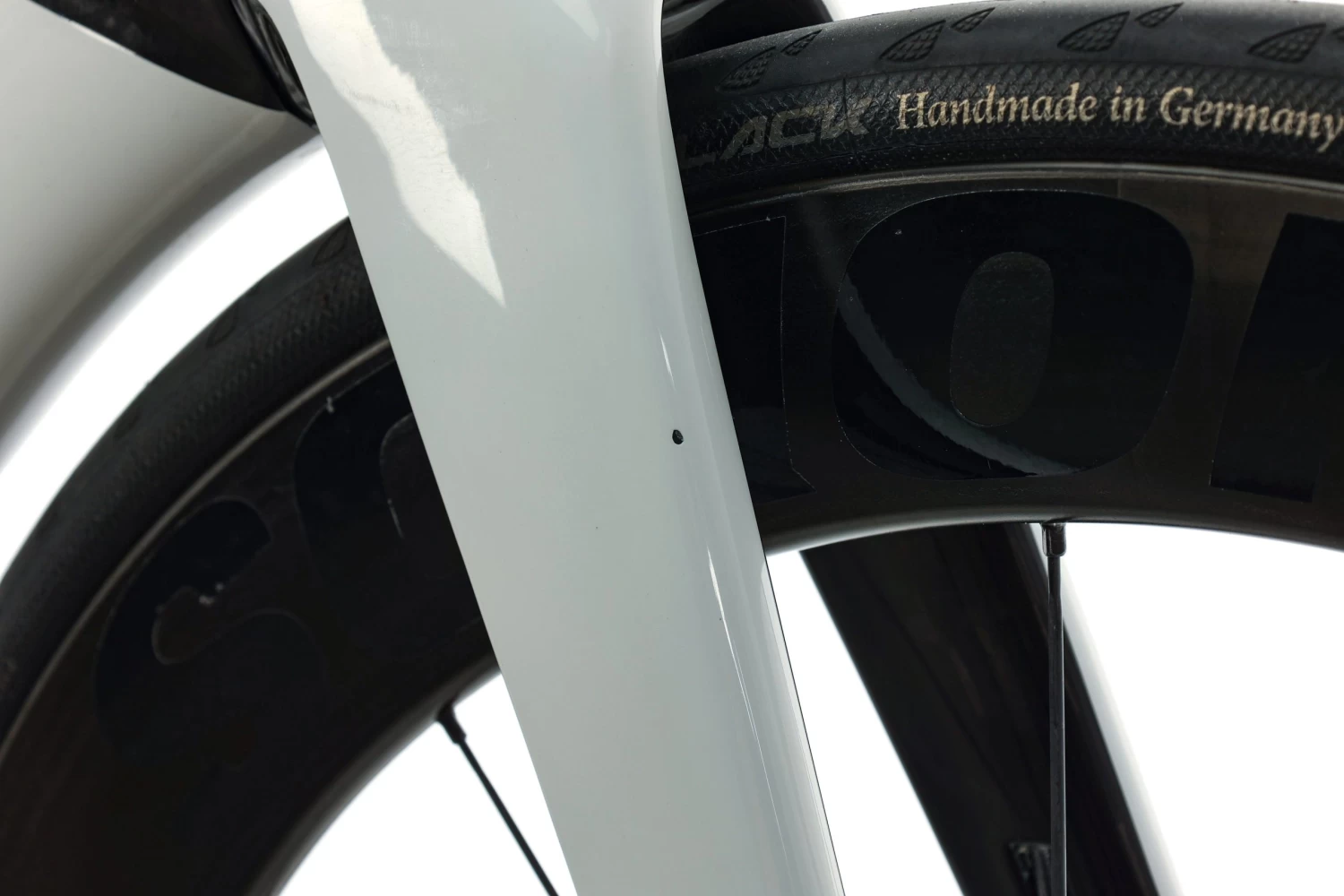 Felt AR Advanced Ultegra Di2 Road Bike - 2020, 58cm 9 Felt AR Advanced Ultegra Di2 Road Bike - 2020, 58cm - Image 9