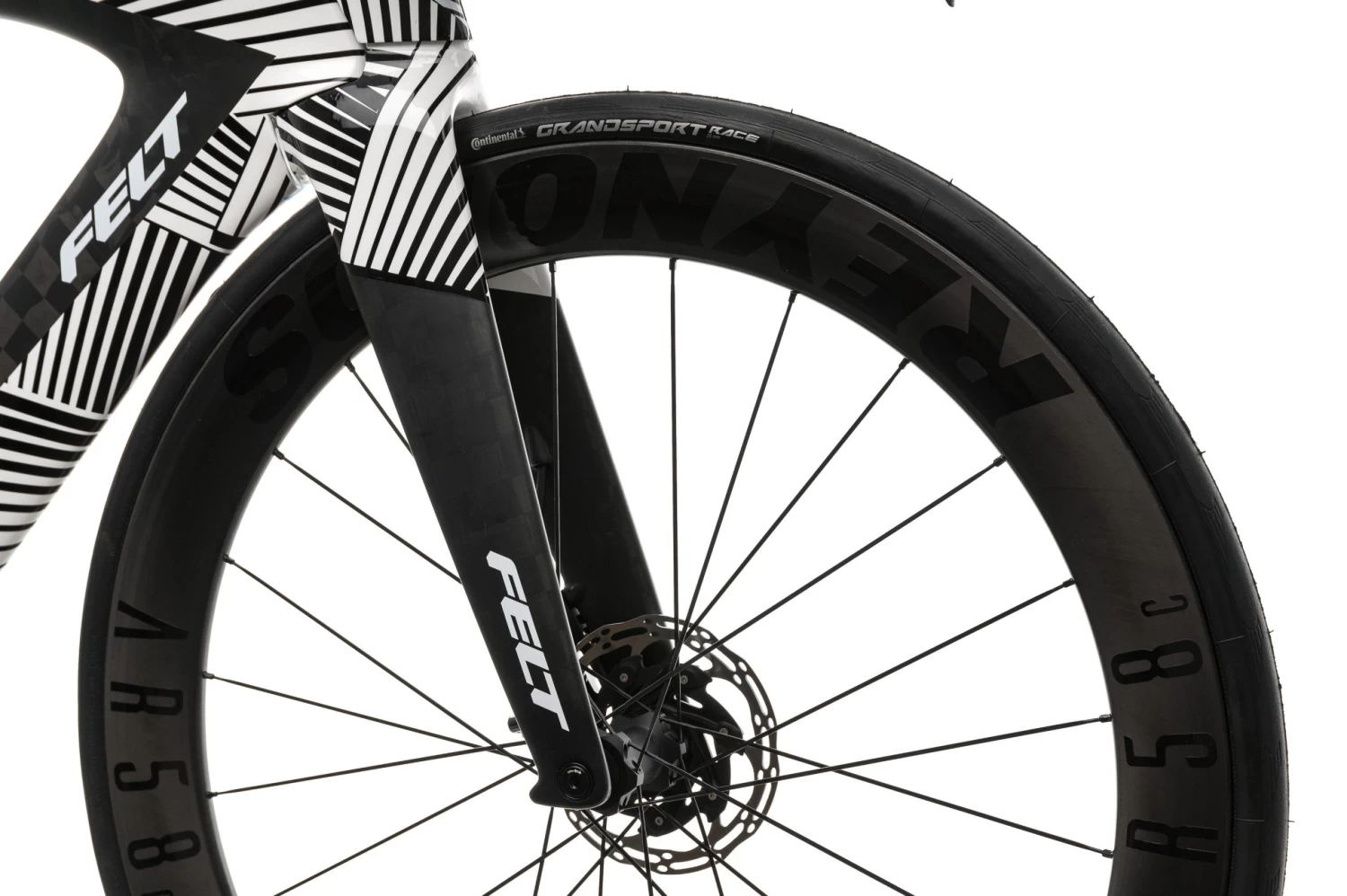 Felt IA Advanced Force ETap AXS Triathlon Bike - 2020, 54cm 4 Felt IA Advanced Force ETap AXS Triathlon Bike - 2020, 54cm - Image 4